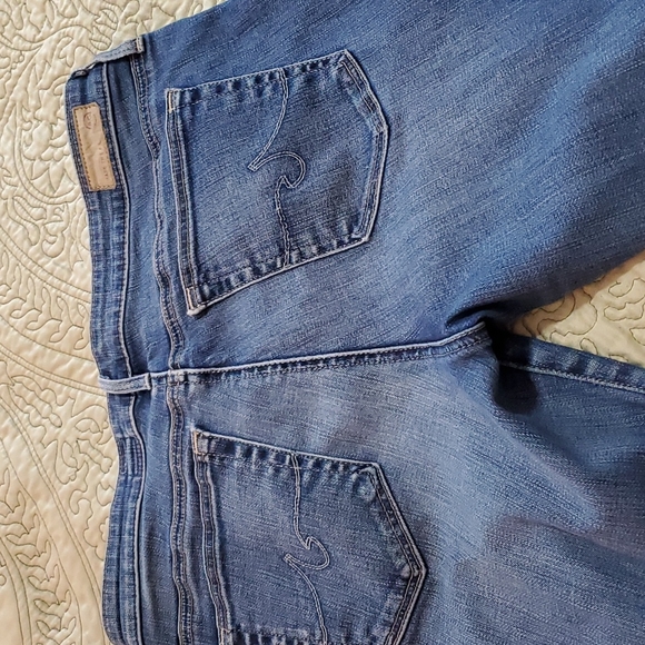 Jeans - Picture 3 of 6